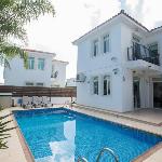 Entire house - 3 Bedroom villa with private pool in Protaras center Ayia Napa