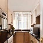 Extra Large 2 Bed Apt In Knightsbridge With Balcony