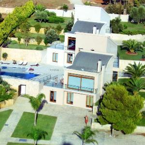 Luxury Villa With Pool In Chania angels Villa