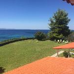 Beautiful house in Neos Marmaras w/ private beach