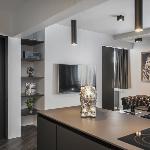 AVA Stylish & Modern 2 bedroom apartment downtown3