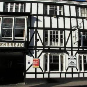 The Queens Head Hotel