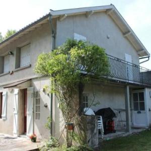 Gîte Saint-Bonnet-de-Rochefort 3 pièces 3 personnes - FR-1-489-190