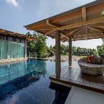 Luxury 4 Bedroom Layan Beach Pool Villa