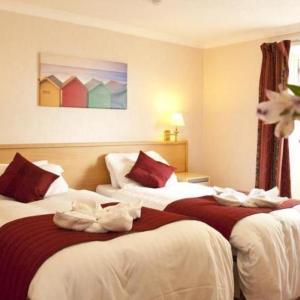 Denewood Hotel