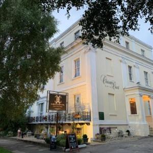Hotels near Cheltenham Racecourse - Clarence Court Hotel