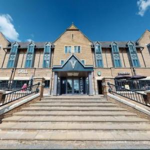 Hotels near Harewood House - Village Hotel Leeds North