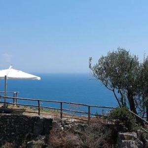 Tovere (San Pietro) Villa Sleeps 4 Air Con WiFi