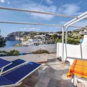 One-Bedroom Apartment In Santangelo Dischia