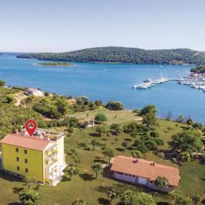 0-Bedroom Apartment in Pomer