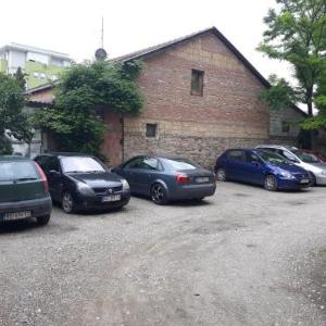 Hann Apartments