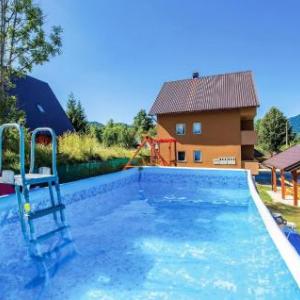 Two-Bedroom Apartment in Ogulin