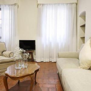 Oltrarno Villa Sleeps 6 Air Con WiFi