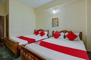OYO 73564 Ss Lodge, Suntikoppa