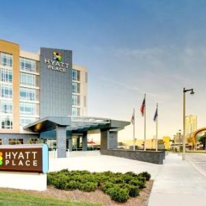 UW Milwaukee Panther Arena Hotels - Hyatt Place Milwaukee Downtown