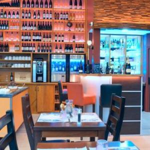 Arena Orléans Hotels - Comfort Hotel Orleans Sud