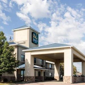 Hotels near Brandon Valley Performing Arts Center - Quality Inn Brandon