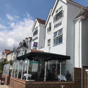 Camelia Hotel