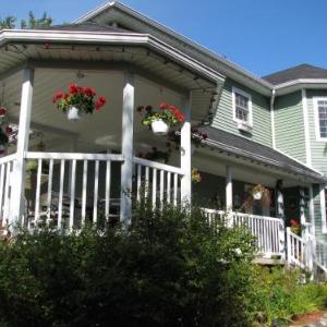Hotels near Cabaret Eastman - Arkadia Eastman B&b