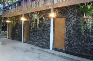 BLACK WOOD, Koh Tao