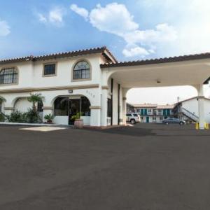 Hotels near Disney California Adventure Park - Magnolia Tree Hotel