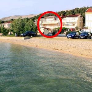 Apartments by the sea Pag - 529