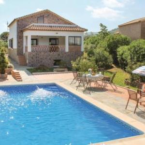 Three-Bedroom Holiday Home in El Gastor