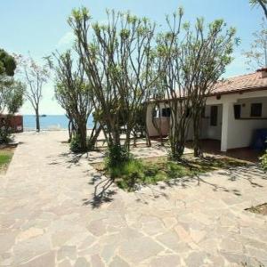 Agnone Villa Sleeps 4 WiFi