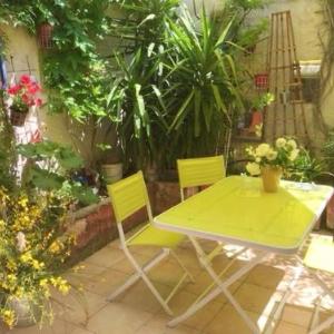 House with 2 bedrooms in Avignon with furnished terrace and WiFi