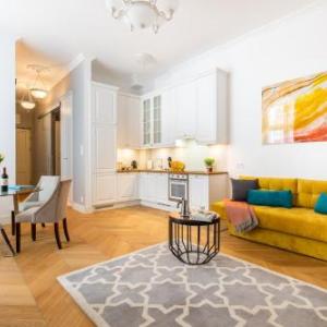 Premium Designed Apartment - Noakowskiego 16 by Noclegi Renters