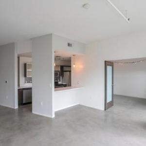 Unfurnished Condo Amazing Layout w Balcony & Storage 30 day minimum