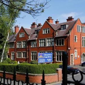 Broadfield Park Hotel