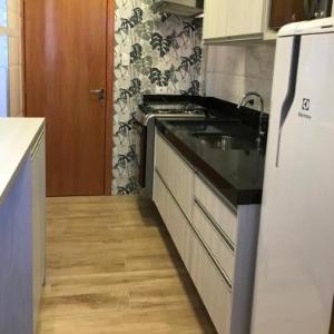 Liberdade 1 QT + Sofá Cama - 200m Metrô. Novo!