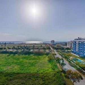 A&N Sea View Family Apartment with Pool & Parking