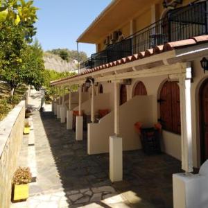 Ηotel Della