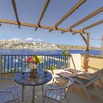 GetawaysMalta - Harbour Lights Seafront Penthouse with Terrace St Pauls Bay