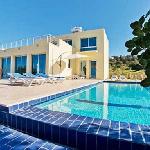 Sunny villa a perfect spacious villa with Private Pool Wifi Ac in all rooms Ayios Amvrosios