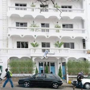 A l'hotel