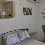 Brand new & Comfy studio on the Village Square Tsivarás 