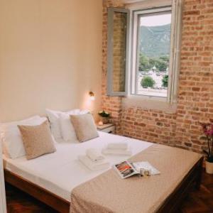 Step to Kotor bay Guesthouse