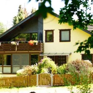 Ferienwohnung im Wald mit Kamin
