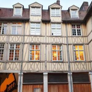 Ancien Hôtel Particulier - Pl du Vieux Marché 4 pers