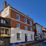 Hotels near Battle Abbey - The George