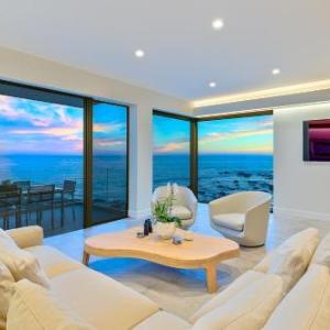 Hotels near Duke's Malibu - Malibu oceanfront beach villa
