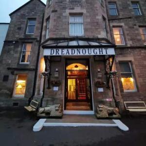 City Park Stirling Hotels - Dreadnought Hotel