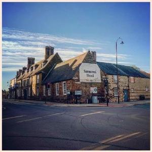 Hotels near Towcester Racecourse - Saracens Head Hotel by Greene King Inns