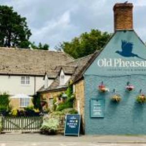 New Theatre Peterborough Hotels - The Old Pheasant Hotel & Restaurant