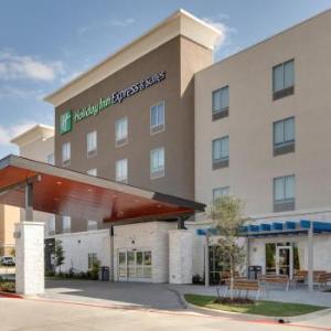 Holiday Inn Express & Suites - Plano - The Colony