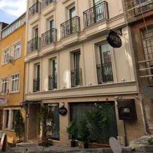 Artika Hotel