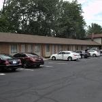 Carrier motor Lodge Newington